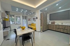 Appartamento 3 camere 2 bagni completamente ristrutturato Appartamento 3 camere 2 bagni completamente ristrutturato