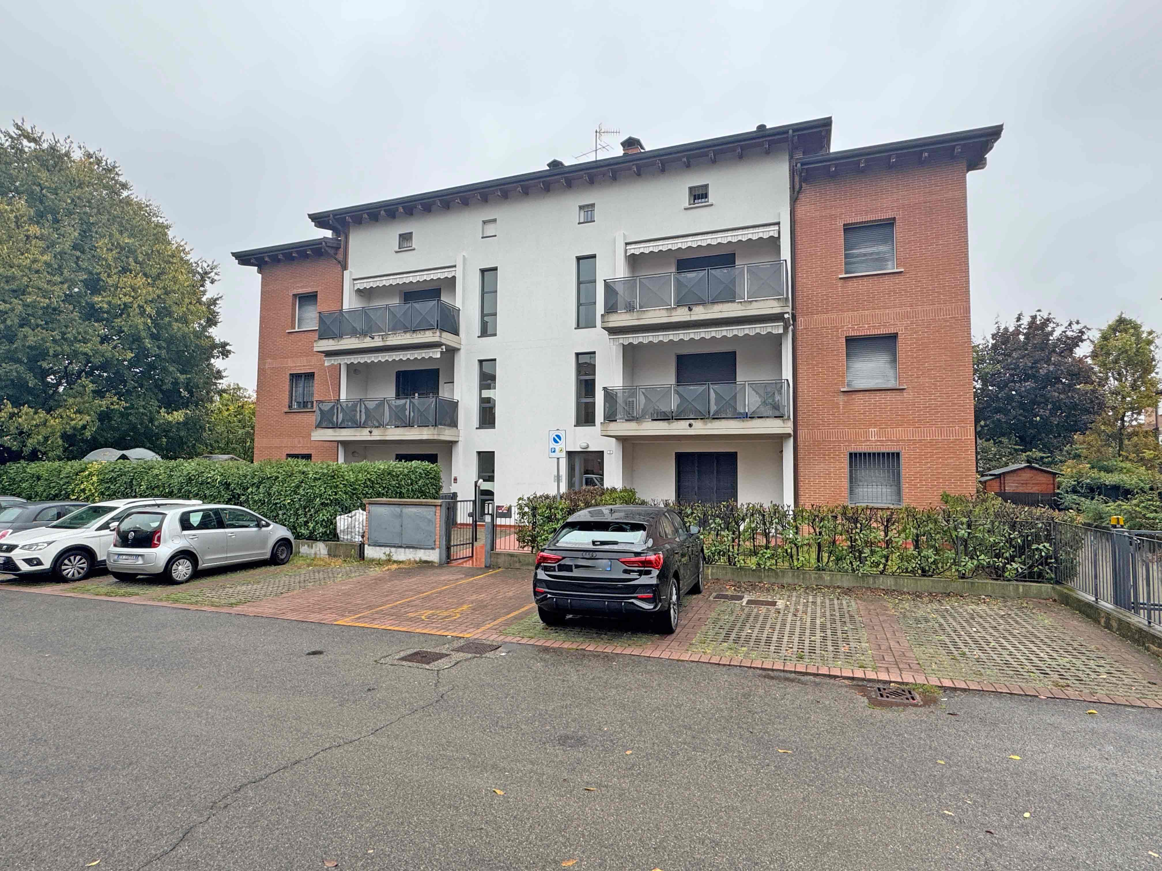 In palazzina Appartamento ottime condizioni due camere