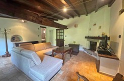 In Borgo Matildico abitazione completamente ristrutturata